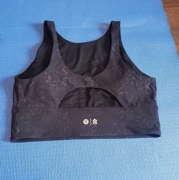 Lululemon Stronger As One Long Line Bra - Picture 5 of 11